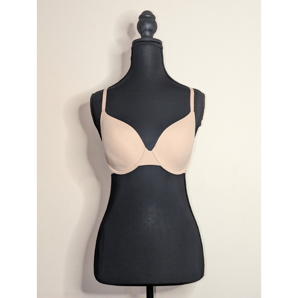 Skims Fits Everybody T-Shirt‎ Bra Women's Size 32DD Mica BR-UWR-2294